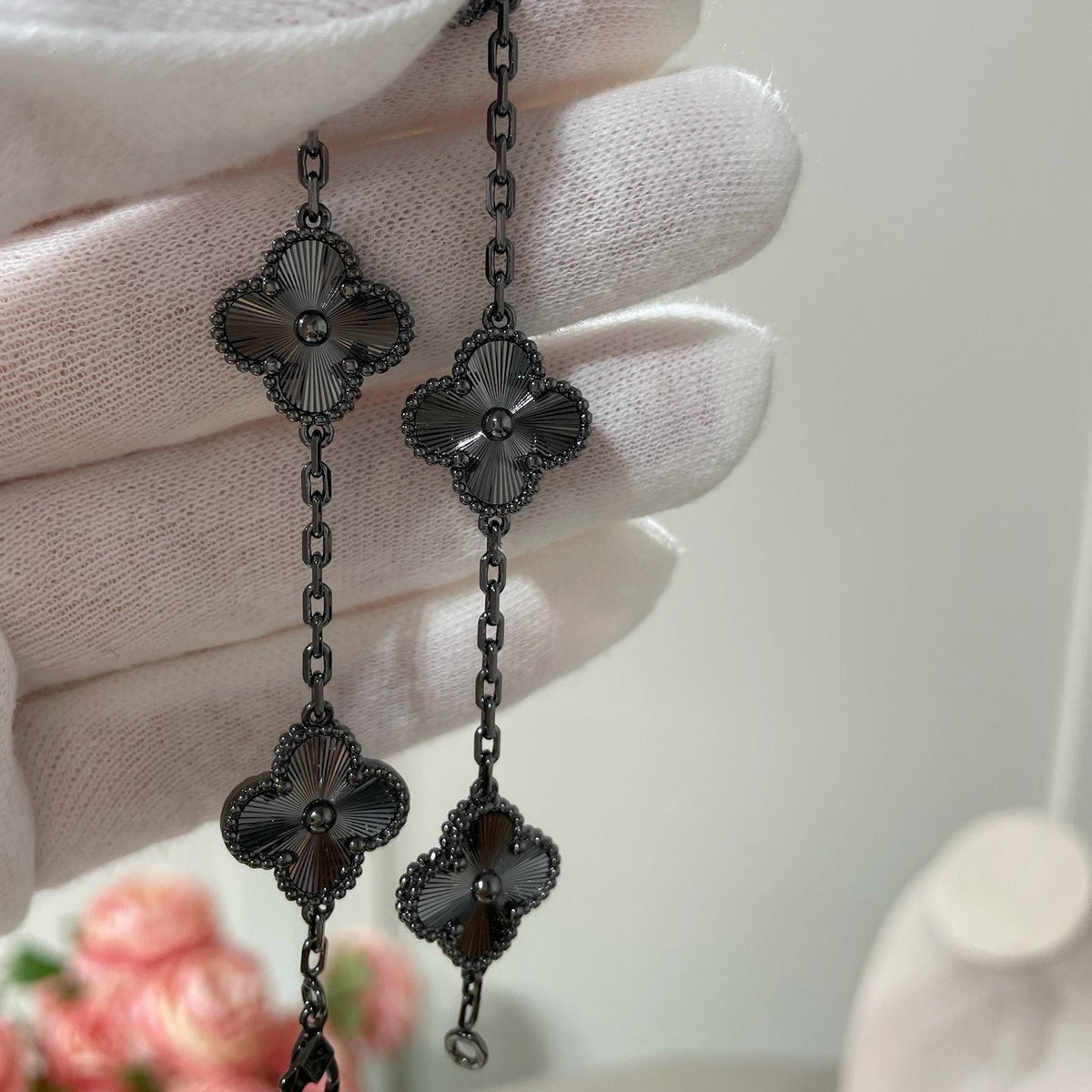 [OAKJURI Jewelry JEWELRY]CLOVER 5 MOTIF BLACK BRACELET