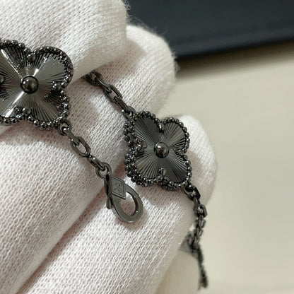 [OAKJURI Jewelry JEWELRY]CLOVER 5 MOTIF BLACK BRACELET