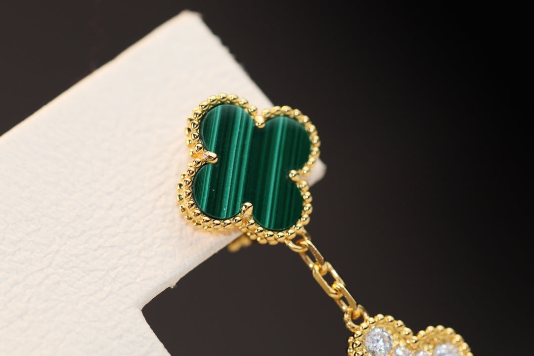 [OAKJURI Jewelry]CLOVER EARRINGS GOLD MALACHITE DIAMOND 3 MOTIF