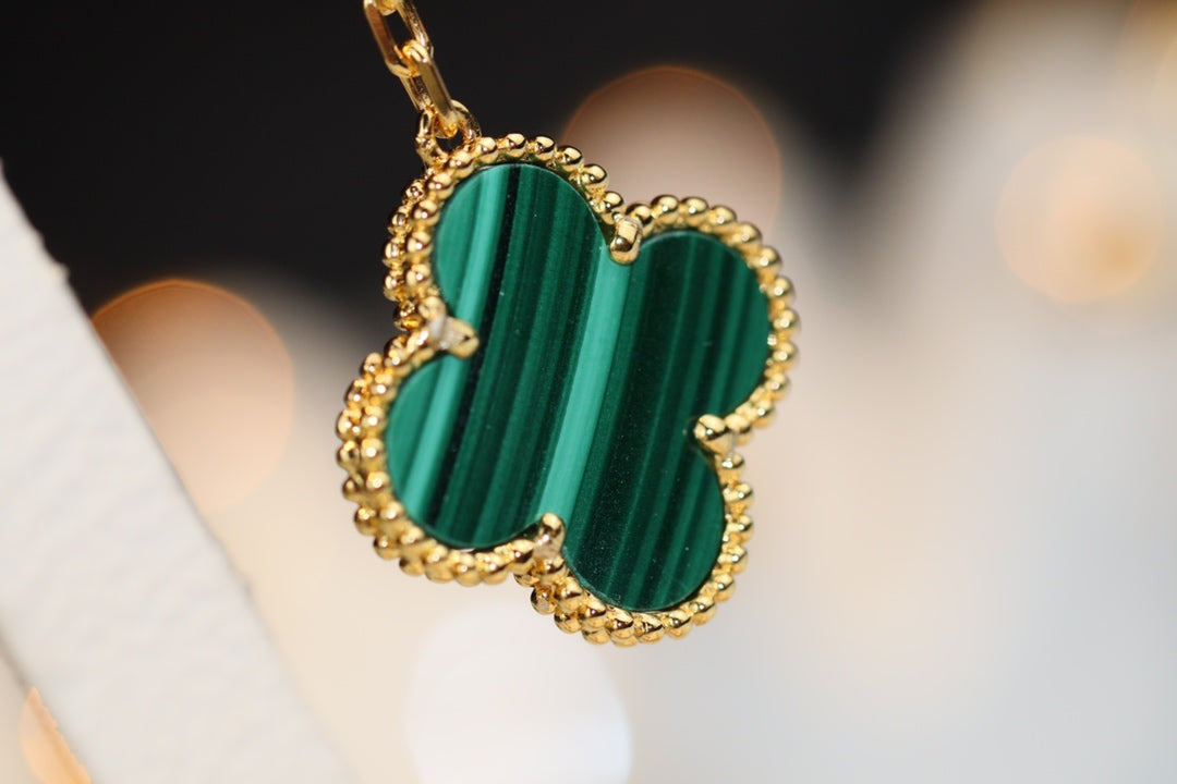 [OAKJURI Jewelry]CLOVER EARRINGS GOLD MALACHITE DIAMOND 3 MOTIF