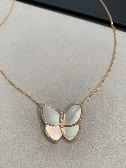 [OAKJURI Jewelry]BUTTERFLY GOLD MOP DIAMOND NECKLACE
