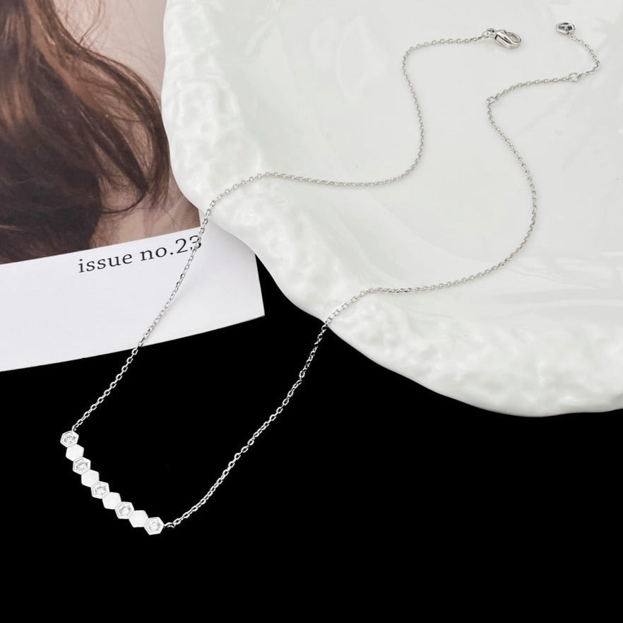 [OAKJURI Jewelry]BEE MY LOVE DIAMOND NECKLACE