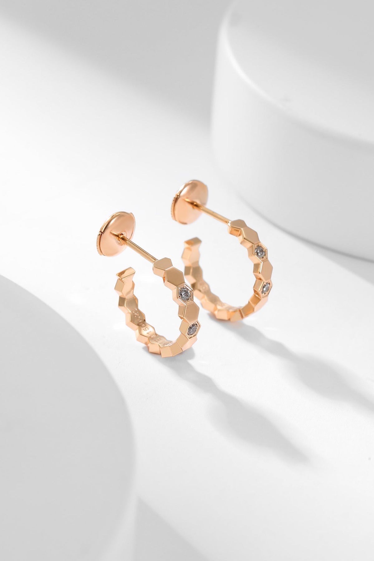 [OAKJURI Jewelry]BEE LOVE DIAMOND HOOP EARRINGS