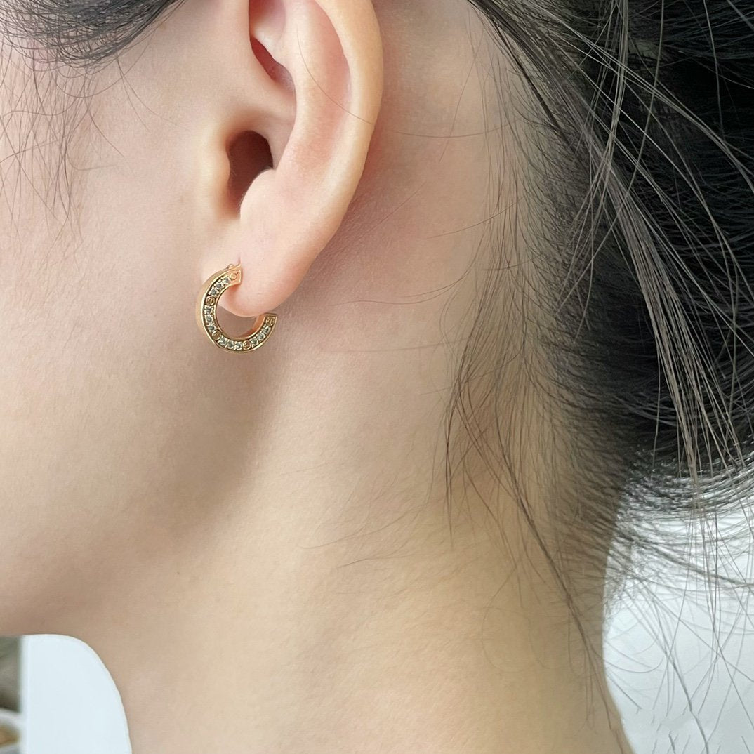 [OAKJURI Jewelry] LOVE DIAMOND EARRINGS