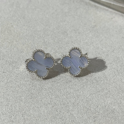 [OAKJURI Jewelry]CLOVER CHALCEDONY SILVER STUD EARRINGS