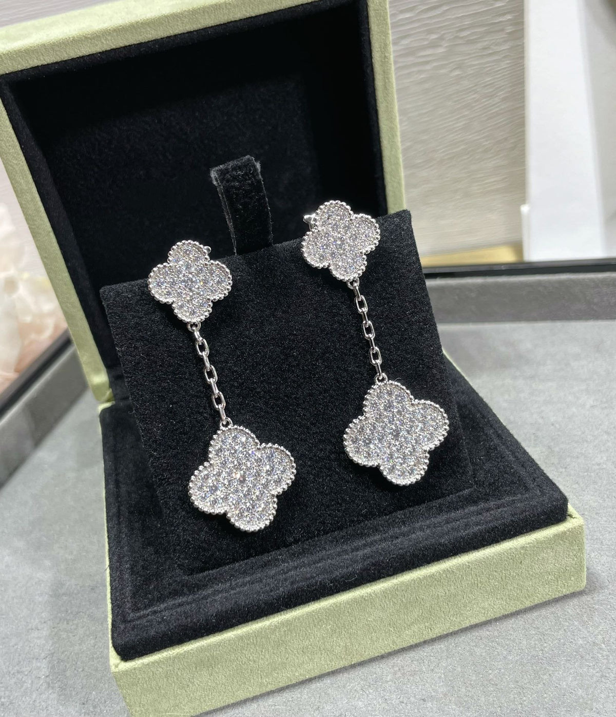 [OAKJURI Jewelry]CLOVER 2 MOTIFS DIAMOND PAVED SILVER EARRINGS