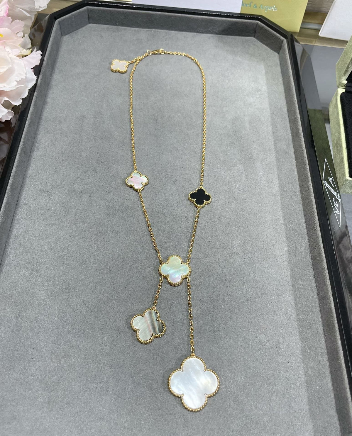 [OAKJURI Jewelry]CLOVER 6 MOTIF MOP ONYX GOLD NECKLACE
