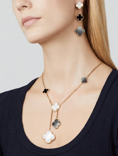 [OAKJURI Jewelry]CLOVER 3 MOTIF MOP ONYX DARK MOP PINK GOLD EARRINGS