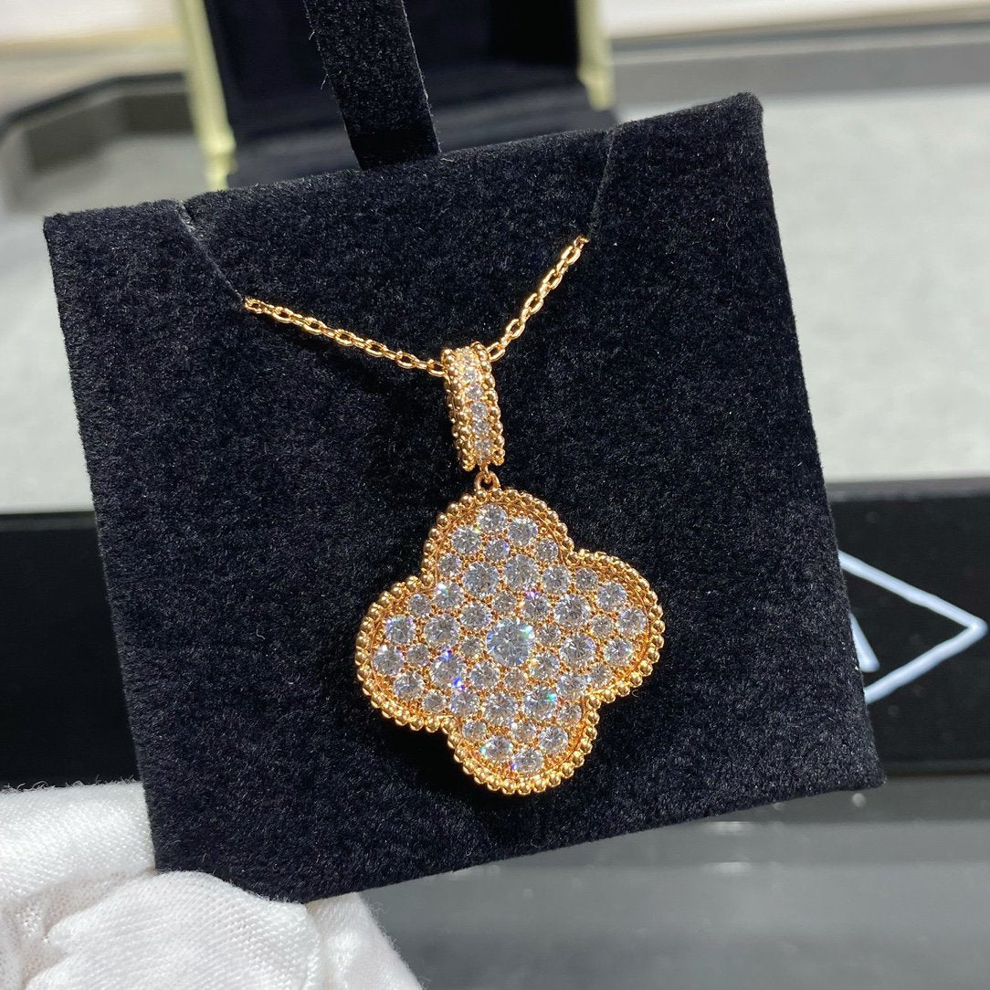 [OAKJURI Jewelry]CLOVER 25MM LARGE PEDANT DIAMOND PAVED LONG NECKLACE