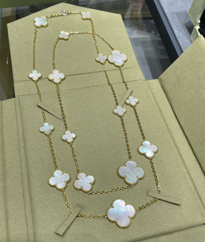 [OAKJURI Jewelry]CLOVER 16 MOTIF WHITE MOP GOLD NECKLACE