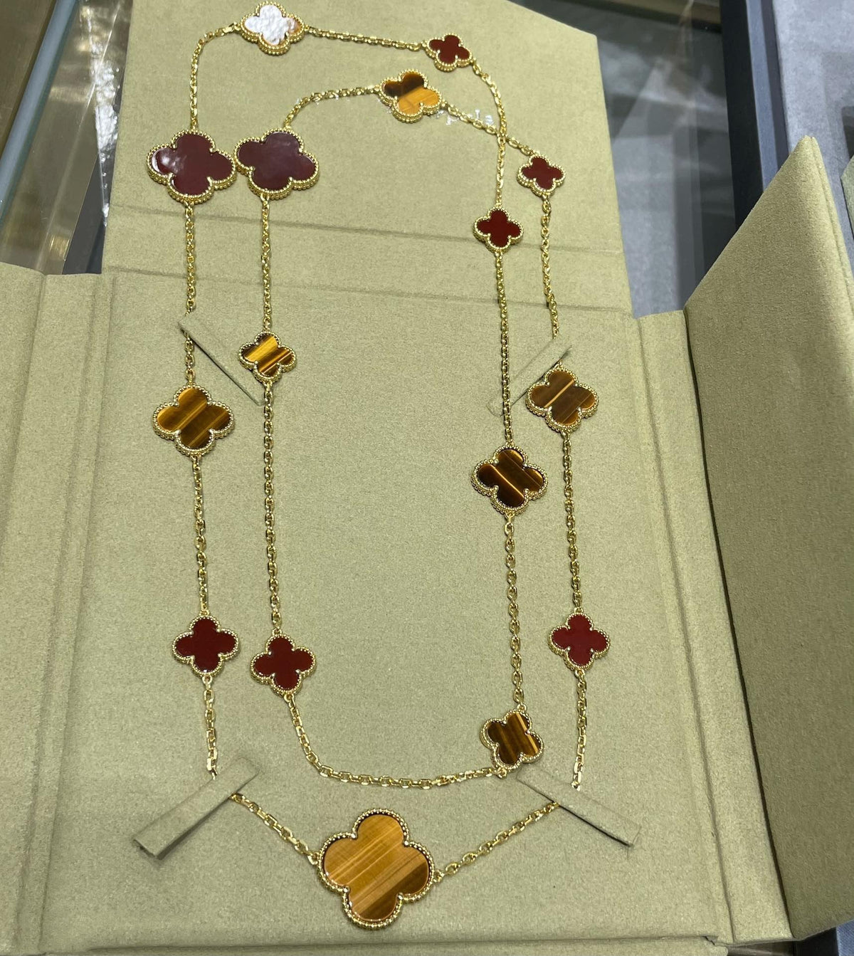 [OAKJURI Jewelry]CLOVER 16 MOTIF CARNELIAN TIGER EYE ROSE GOLD NECKLACE