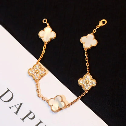 [OAKJURI Jewelry]CLOVER WHITE PEARL MOP 5 MOTIF BRACELET COLLECTION