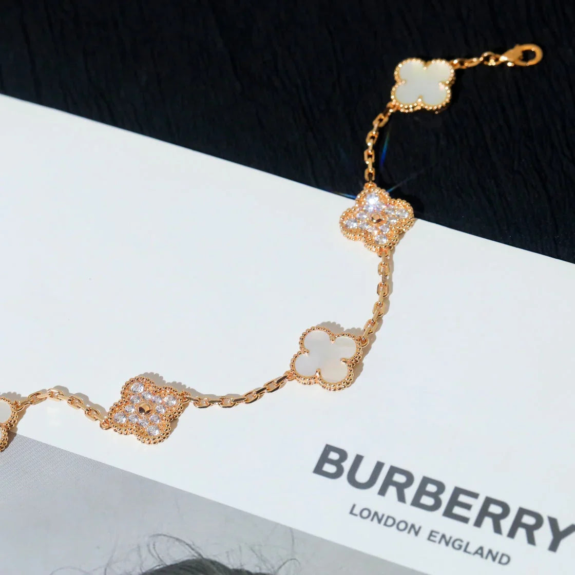 [OAKJURI Jewelry]CLOVER WHITE PEARL MOP 5 MOTIF BRACELET COLLECTION