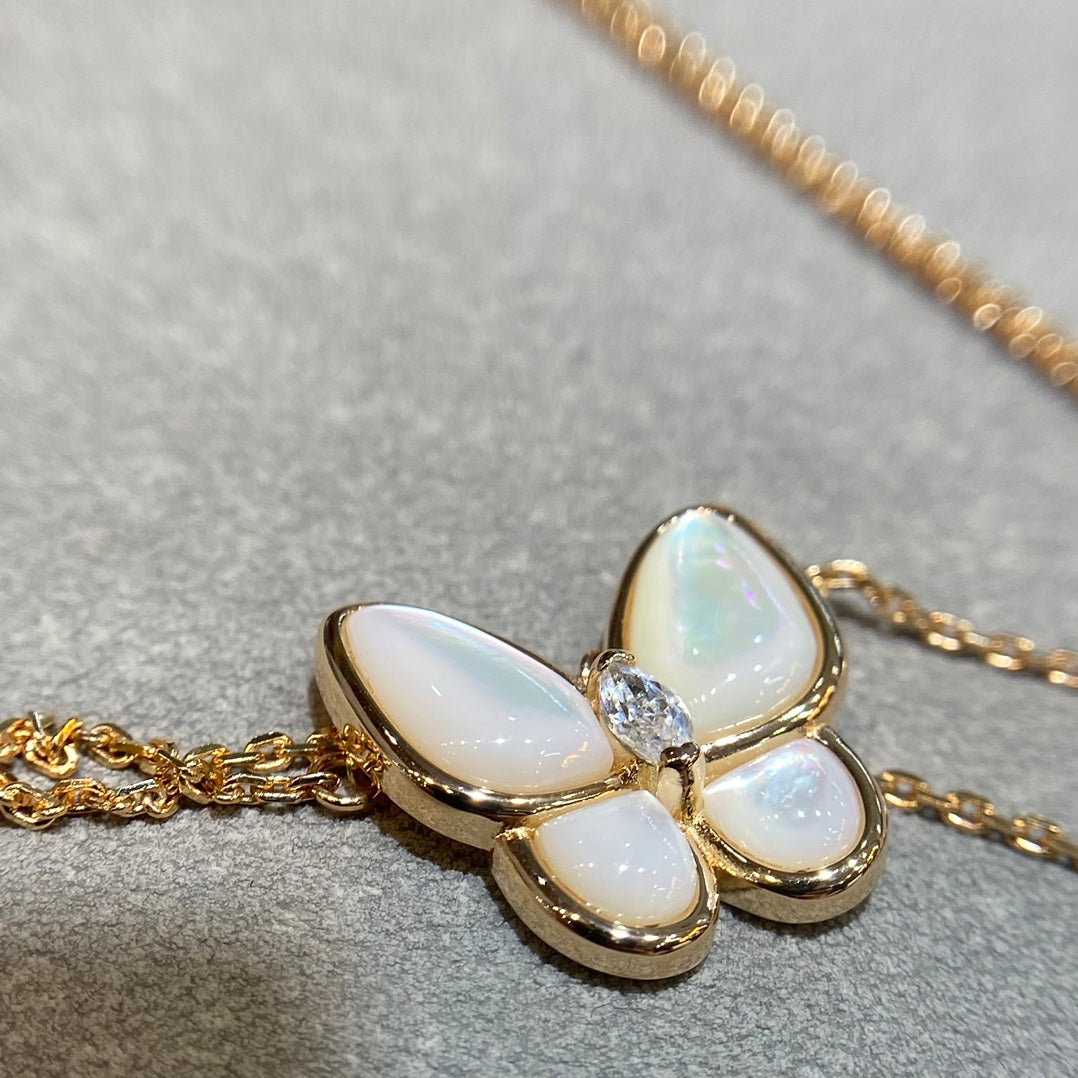 [OAKJURI Jewelry]BUTTERFLY MOP DIAMOND NECKLACE