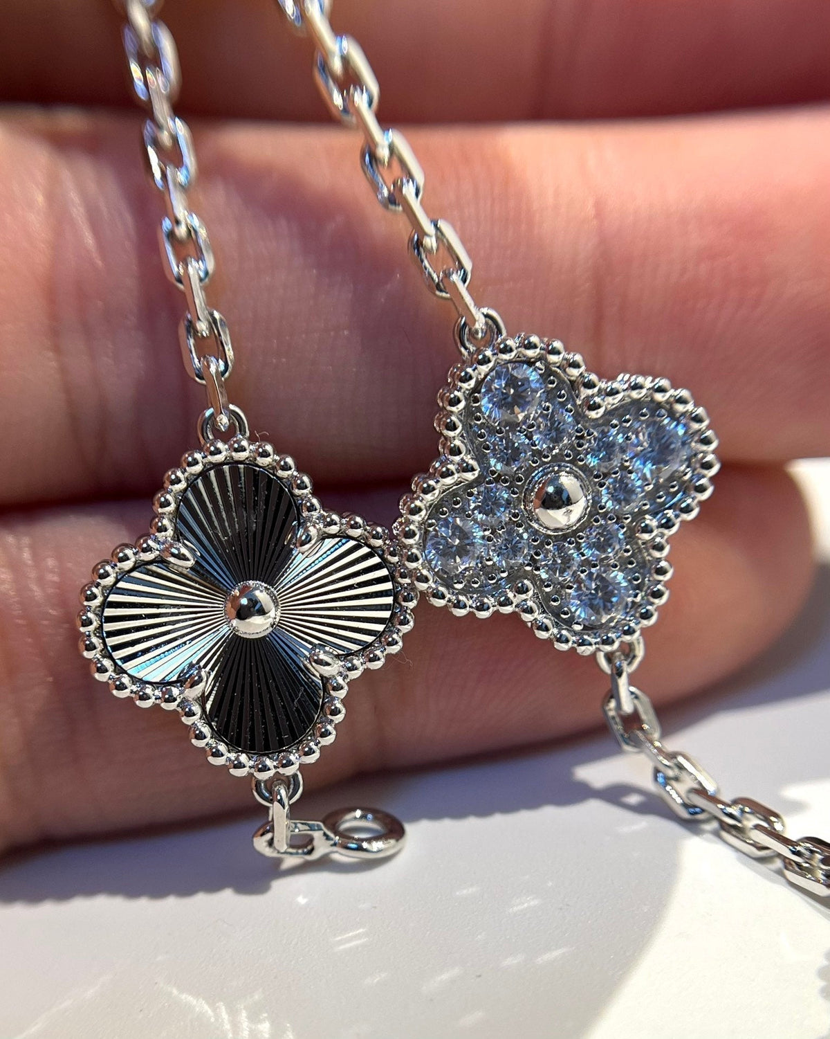 [OAKJURI Jewelry] CLOVER 5 MOTIF LASER BRACELET COLLECTION