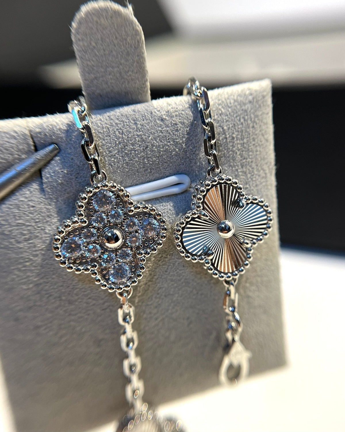 [OAKJURI Jewelry] CLOVER 5 MOTIF LASER BRACELET COLLECTION