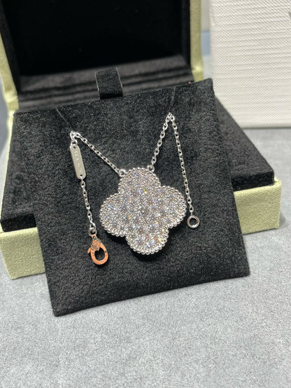 [OAKJURI Jewelry]CLOVER 25MM LARGE PENDANT DIAMOND PAVED SILVER NECKLACE