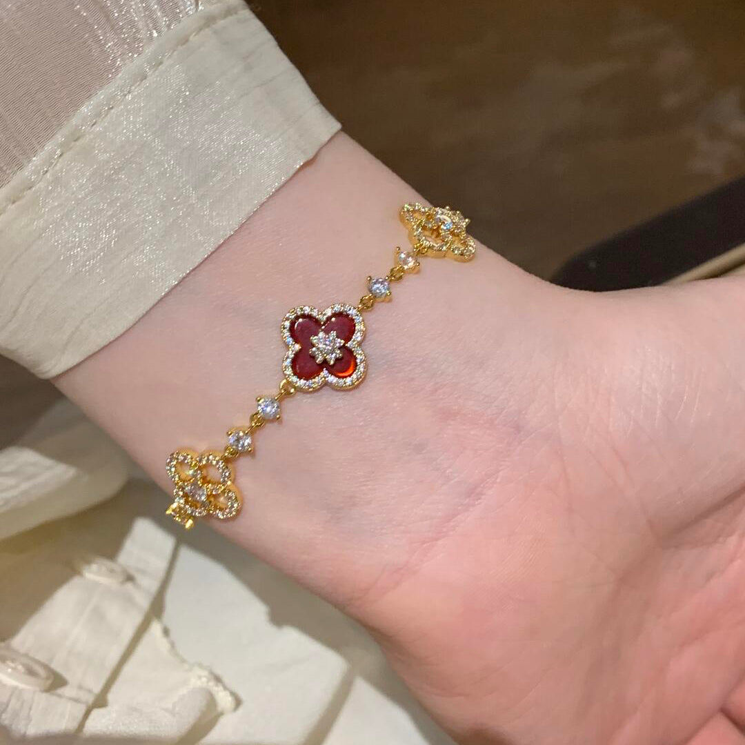 [OAKJURI Jewelry]CLOVER 5 MOTIF PINK BLUE RED WHITE BRACELET