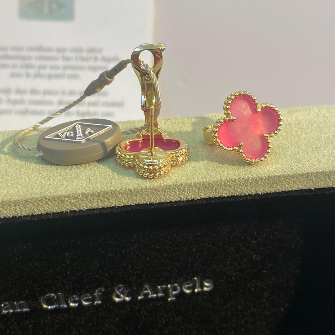 [OAKJURI Jewelry]NEW CLOVER 15MM PINK ENAMEL STUD EARRINGS