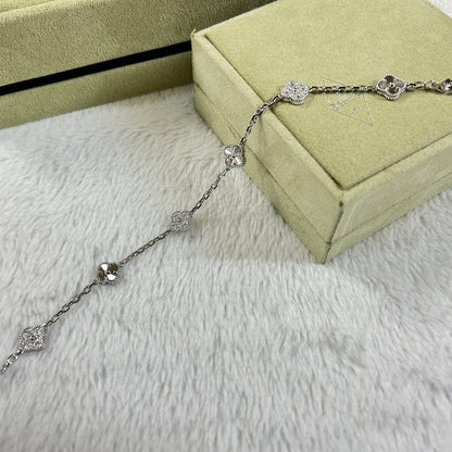 [OAKJURI Jewelry]CLOVER 6 MOTIF DIAMOND LASER BRACELET