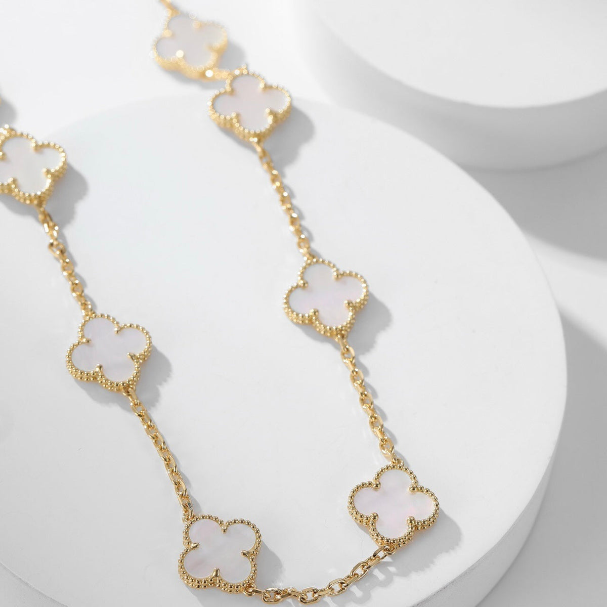 [OAKJURI Jewelry]CLOVER 10 MOTIFS WHITE MOTHER OF PEARL NECKLACE