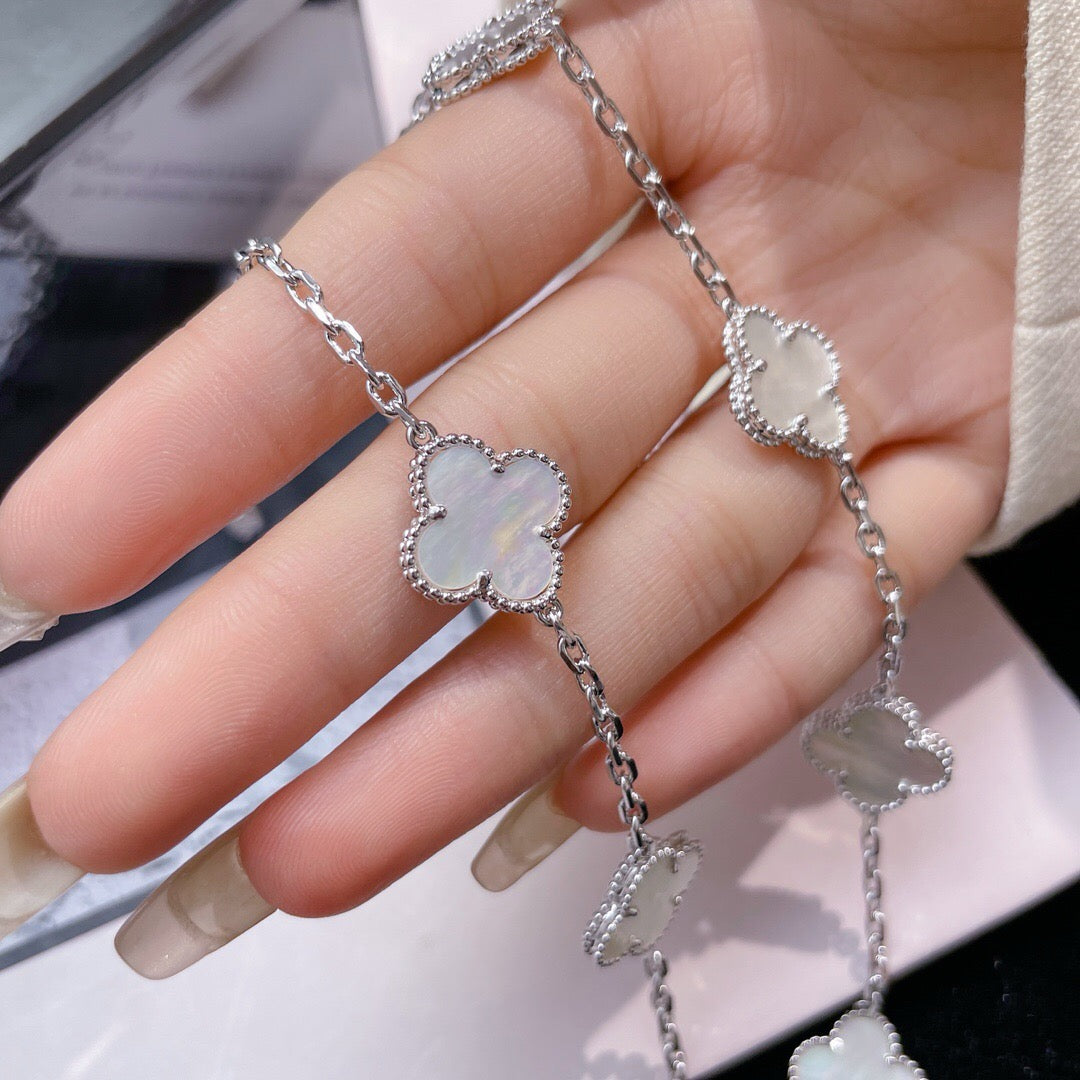 [OAKJURI Jewelry]CLOVER 10 MOTIFS WHITE MOTHER OF PEARL NECKLACE