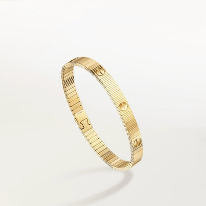 [OAKJURI Jewelry] Lucky Spring Butterfly 5-Motif & LOVE Unlimited Bracelet Stack Set