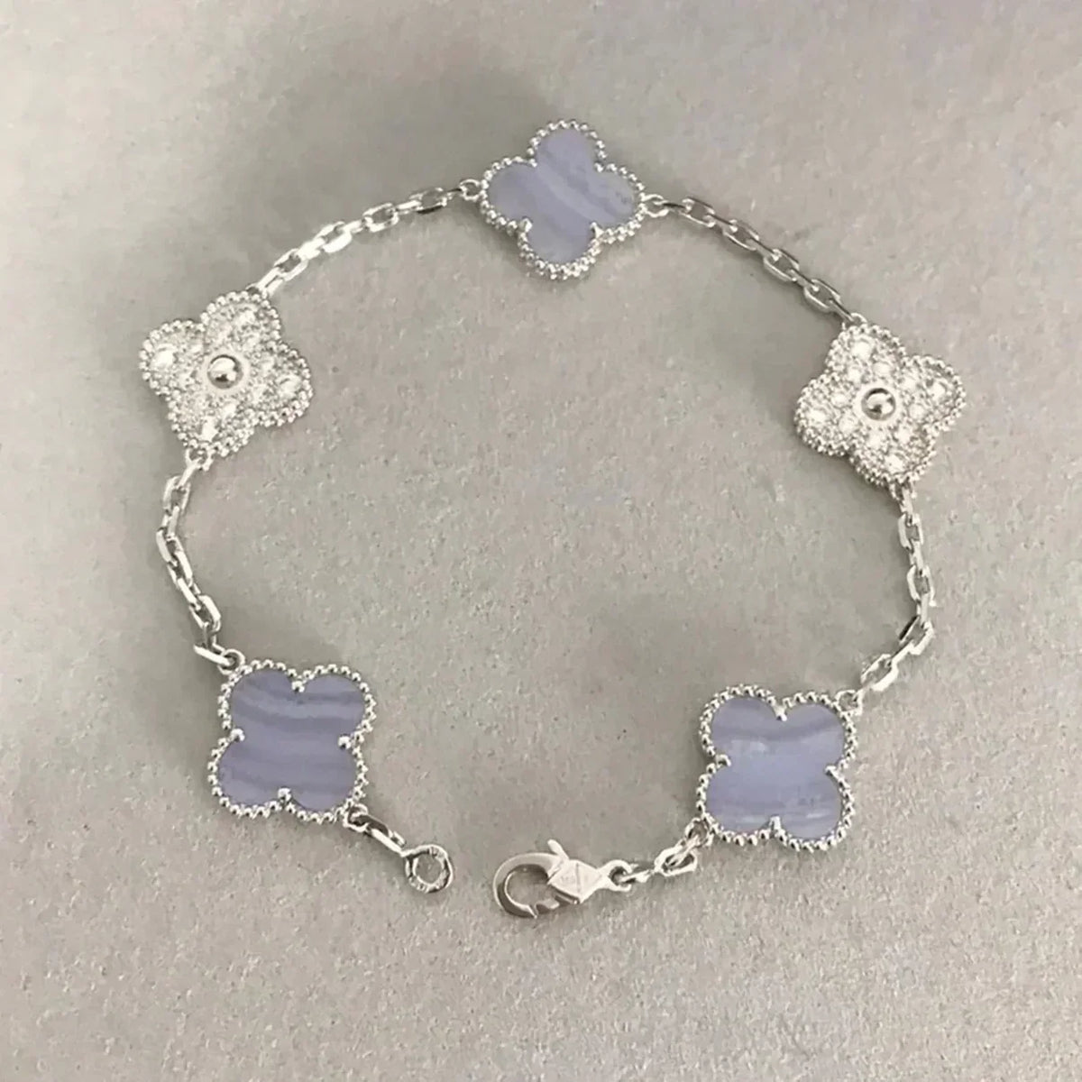 [OAKJURI Jewelry] CLOVER 5 MOTIF PURPLE CHALCEDONY BRACELET COLLECTION