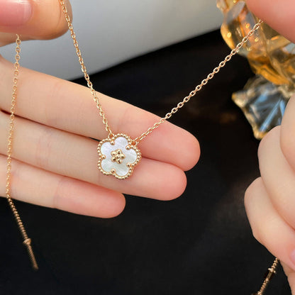 [OAKJURI Jewelry]LUCKY  WHITE MOP  PLUM BLOSSOM NECKLACE