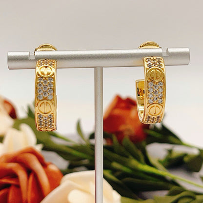 [OAKJURI Jewelry] LOVE 5.5MM DIAMOND PAVED EARRINGS