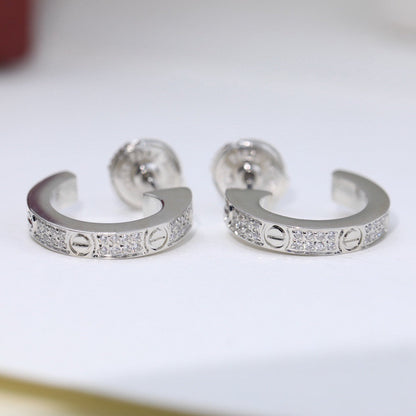 [OAKJURI Jewelry] LOVE 5.5MM DIAMOND PAVED EARRINGS
