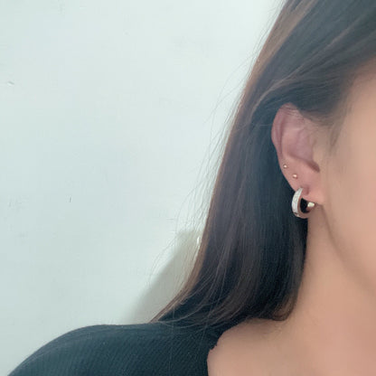 [OAKJURI Jewelry] LOVE 5.5MM DIAMOND PAVED EARRINGS