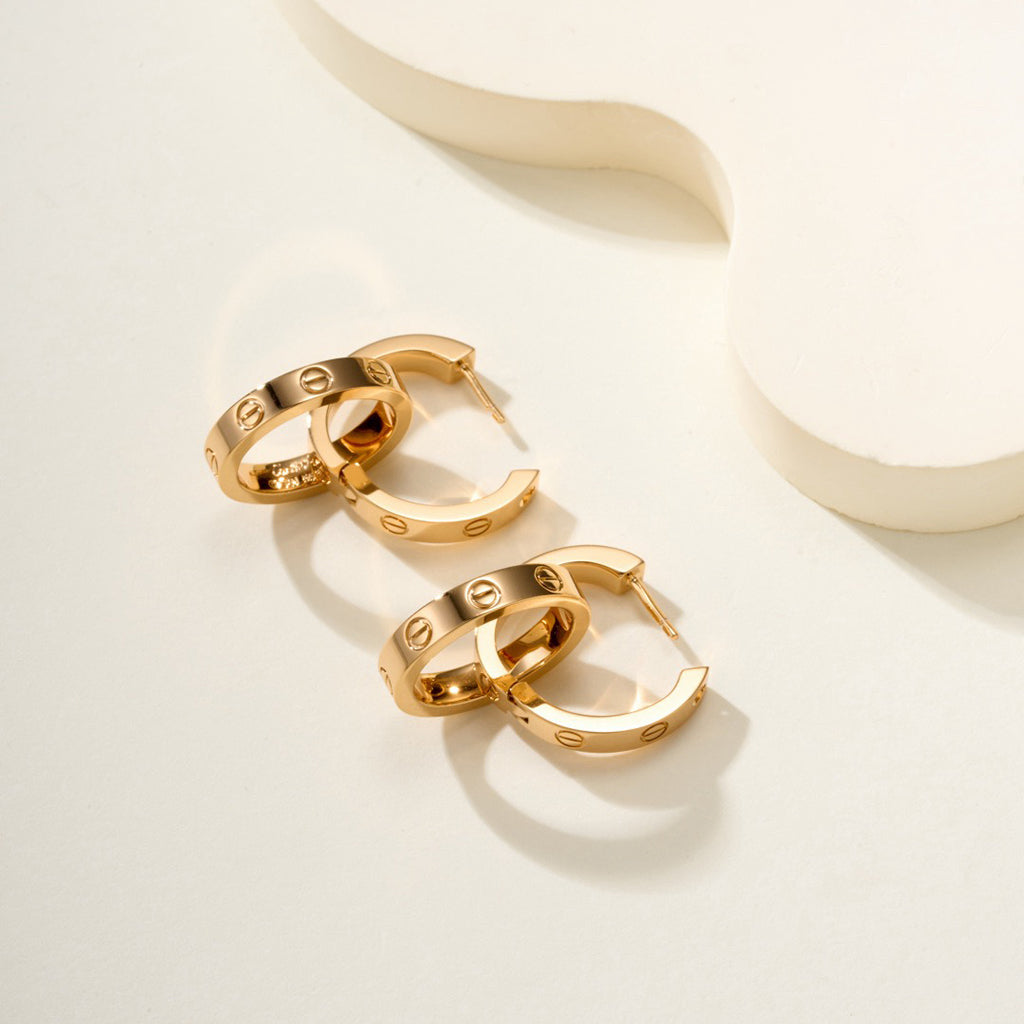 [OAKJURI Jewelry] LOVE 3.3MM DANGLE HALF DIAMOND EARRINGS