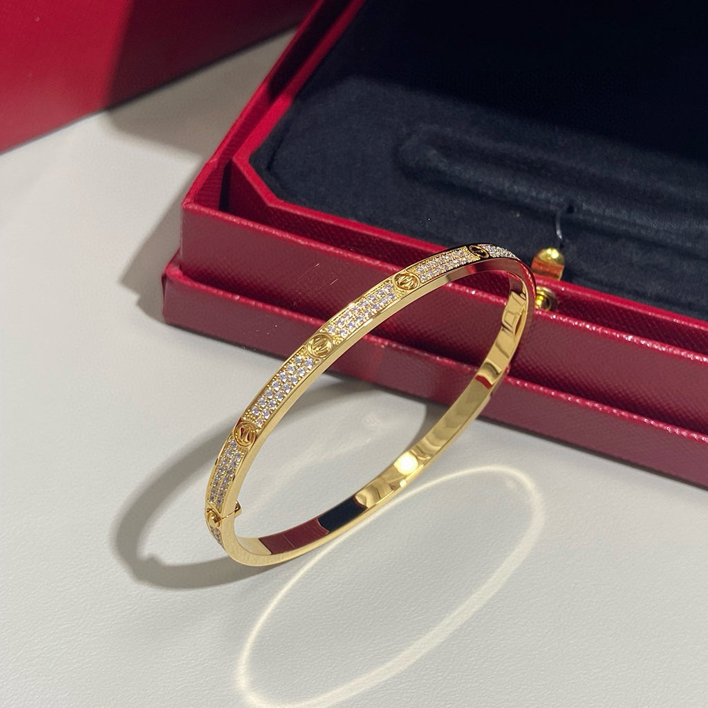 [OAKJURI Jewelry] JUSTE Diamond & LOVE Diamond-Paved Bracelet Stack Set