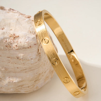 [OAKJURI Jewelry] LOVE Brushed & Lucky Spring Butterfly 5-Motif Bracelet Stack Set