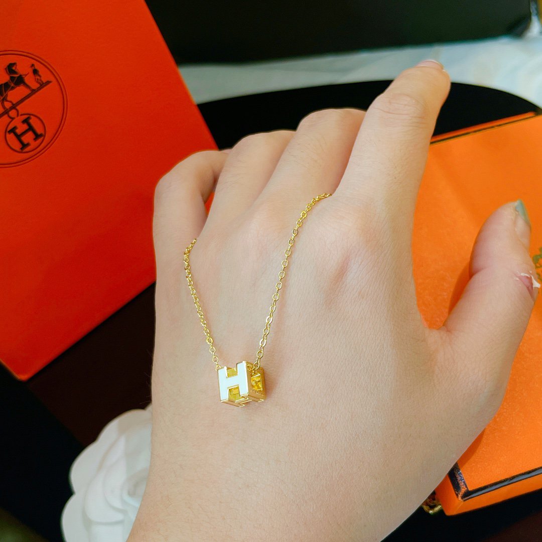 [OAKJURI Jewelry]H WHITE SQUARE GOLD NECKLACE