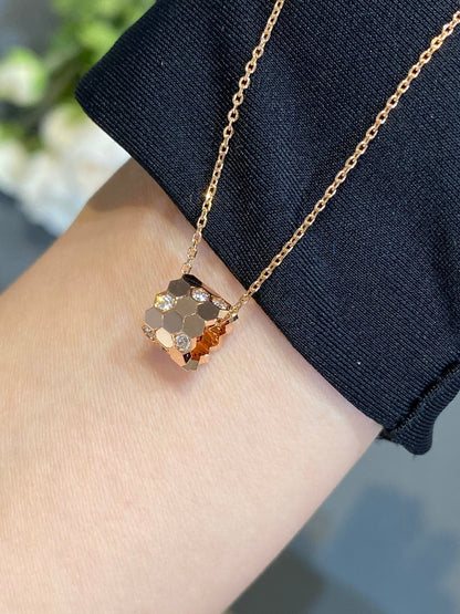 [OAKJURI Jewelry]BEE LOVE DIAMOND NECKLACE