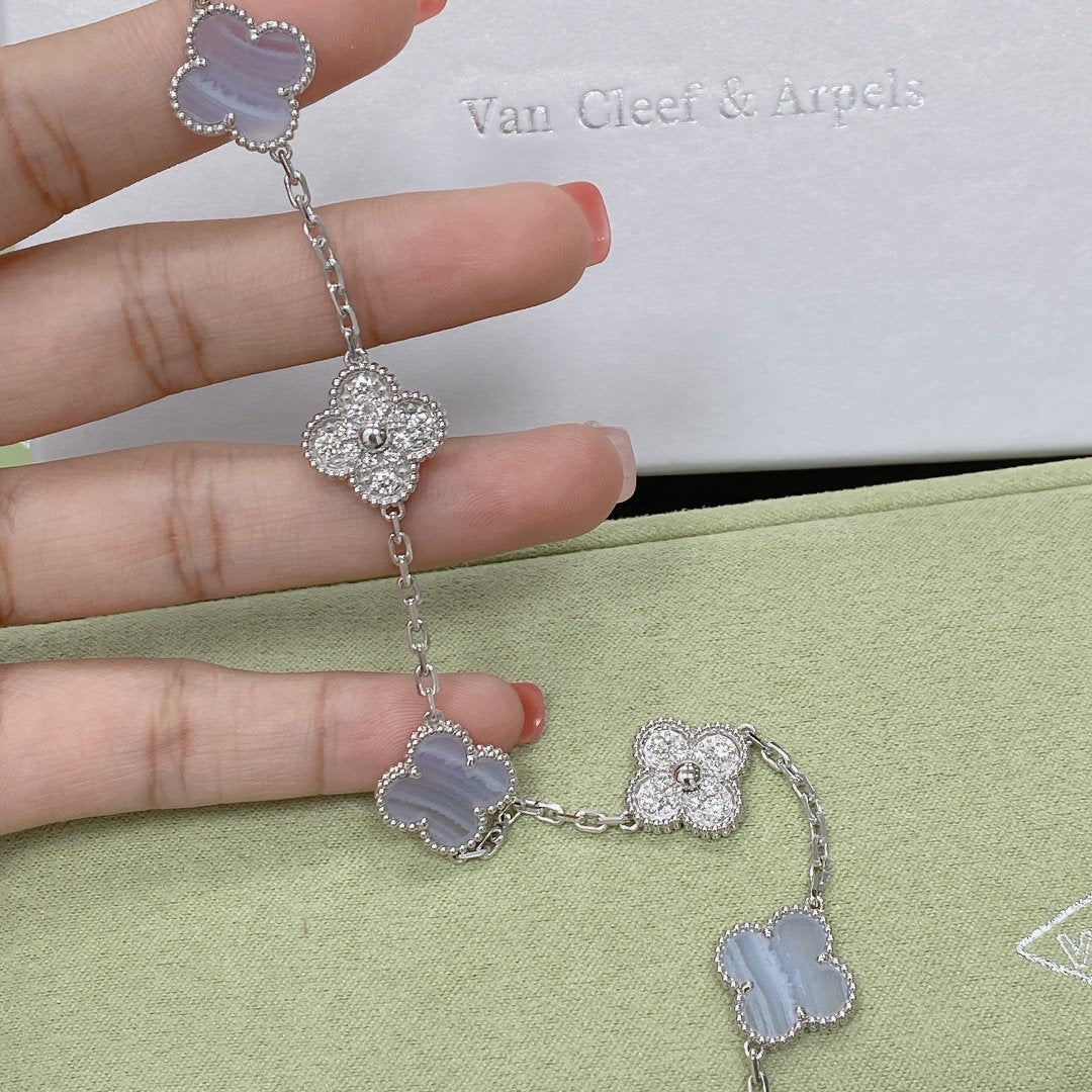 [OAKJURI Jewelry] CLOVER 5 MOTIF PURPLE CHALCEDONY BRACELET COLLECTION