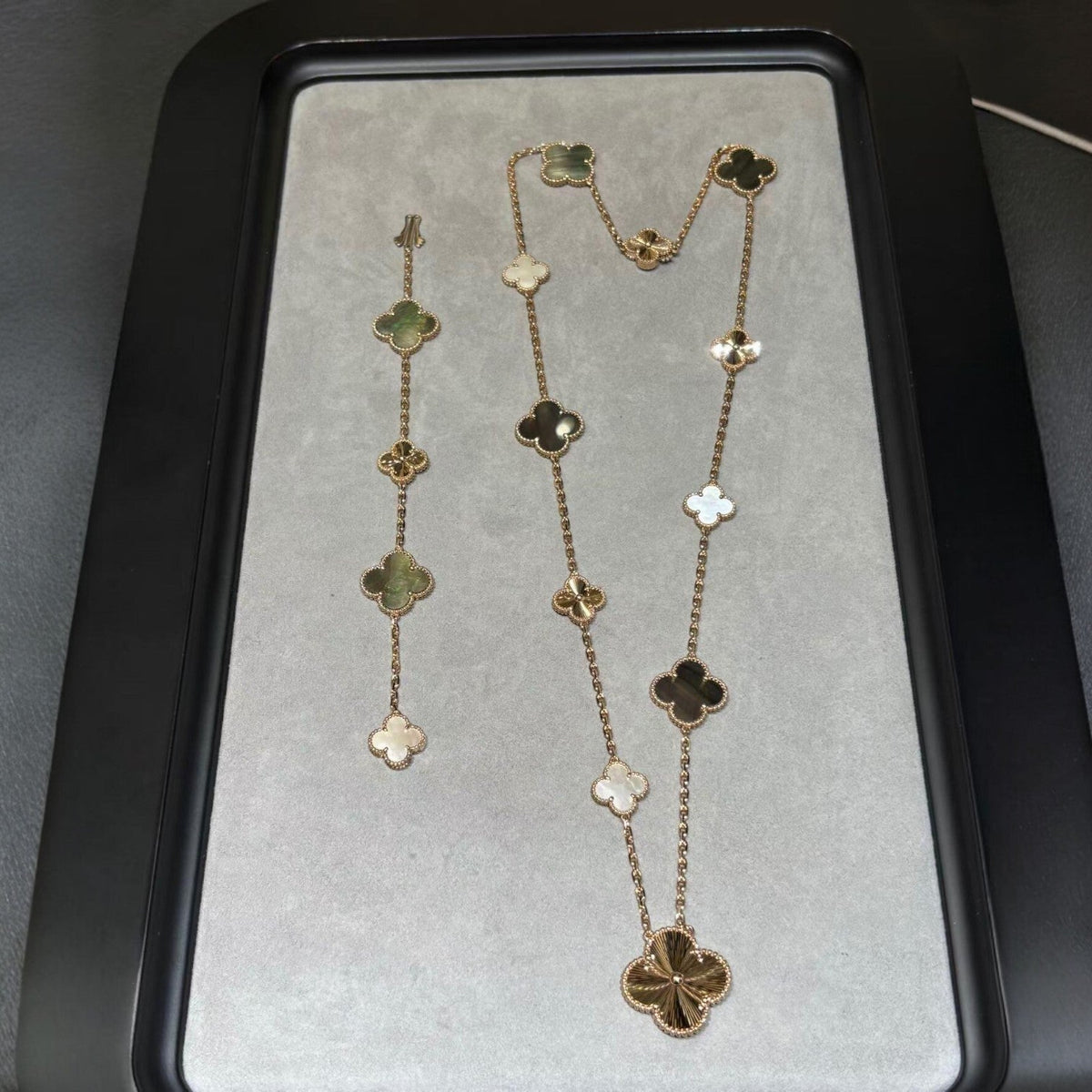 [OAKJURI Jewelry]DETACHABLE CLOVER 15(11+4) FLOWER ROSE GOLD NECKLACE SET