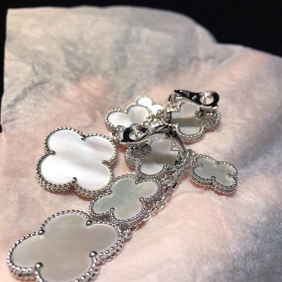 [OAKJURI Jewelry]CLOVER EARRINGS WHITE MOP 4 MOTIFS SILVER