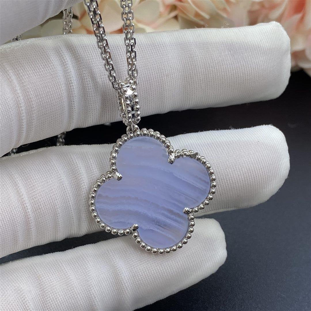 [OAKJURI Jewelry]CLOVER SILVER CHALCEDONY BIG CLOVER NECKLACE