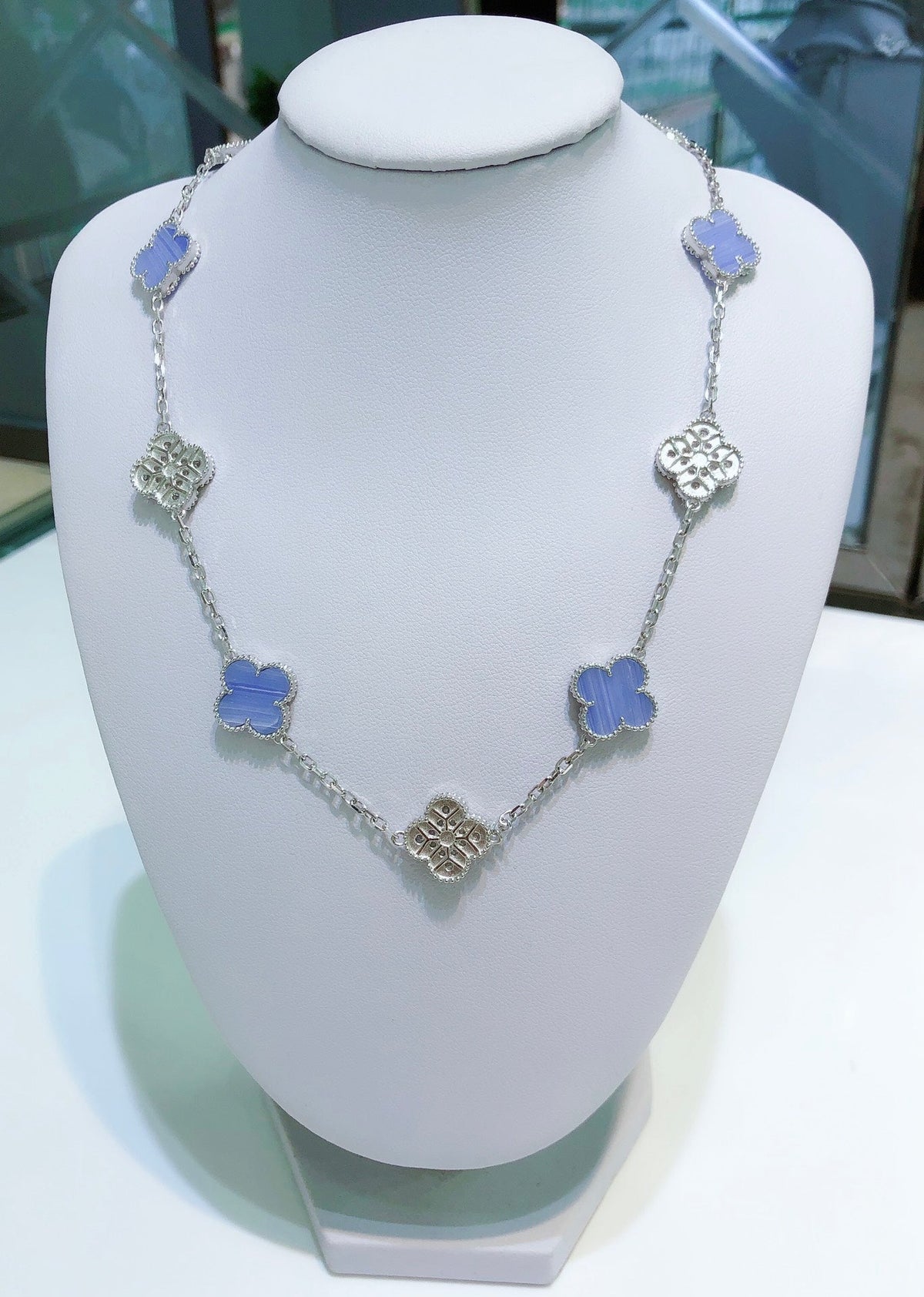 [OAKJURI Jewelry]CLOVER 10 MOTIFS CHALCEDONY DIAMONDS SILVER NECKLACE